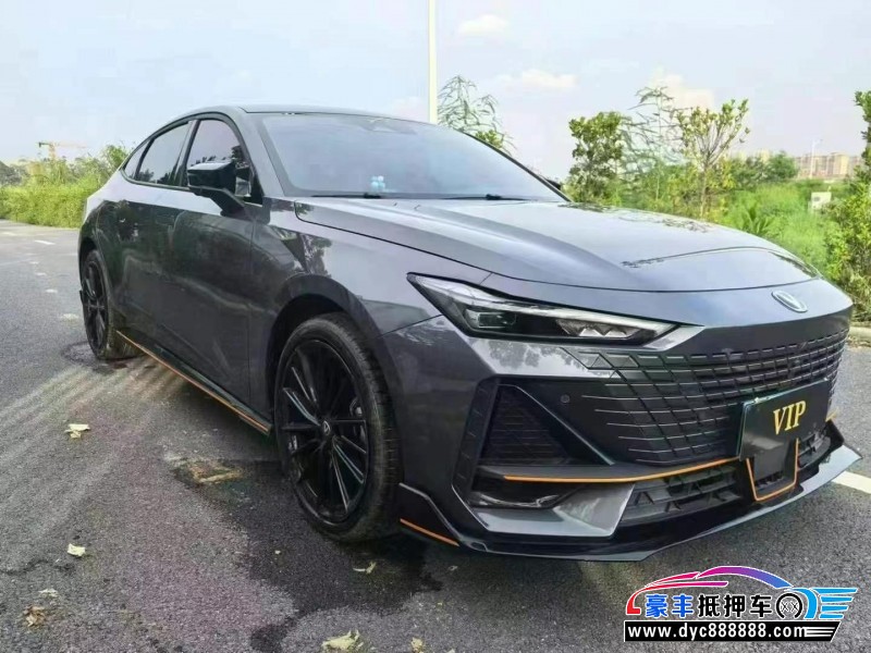 24年长安长安UNI轿车抵押车出售