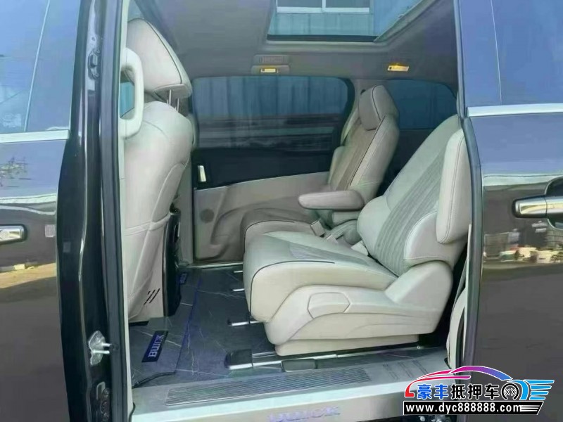 21年别克GL8轿车抵押车出售