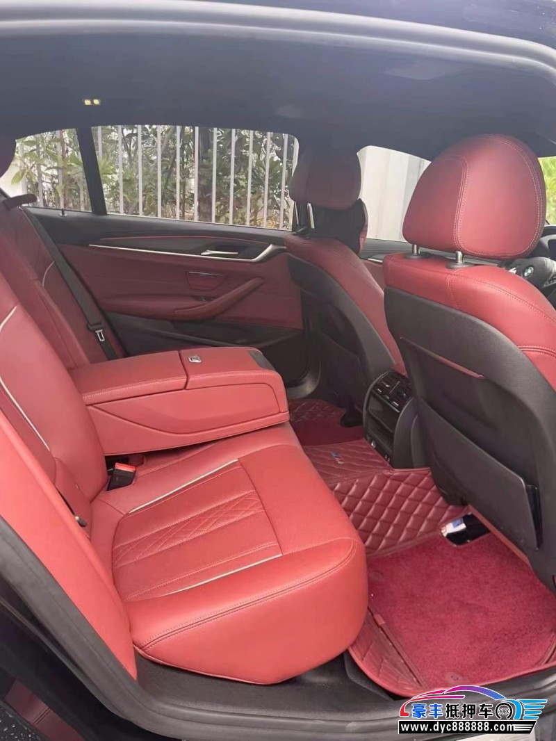 21年宝马5系轿车抵押车出售