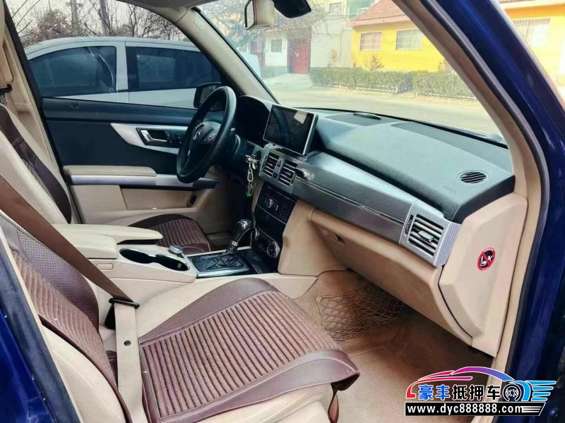 11年奔驰GLK轿车抵押车出售