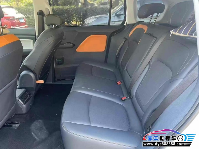 24年奔腾奔腾NAT轿车抵押车出售