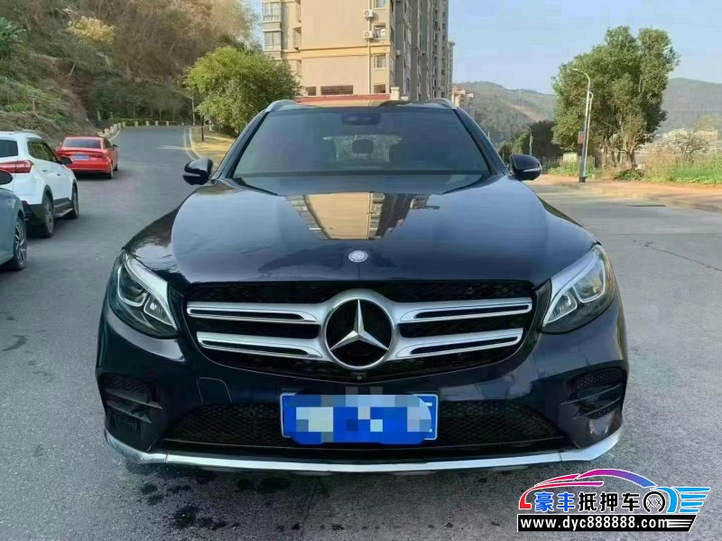17年奔驰GLC轿车抵押车出售