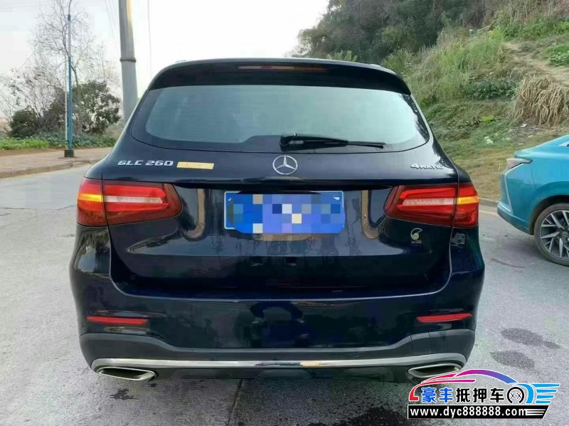 17年奔驰GLC轿车抵押车出售