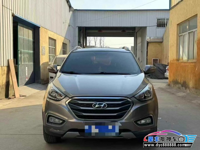 16年现代ix35轿车抵押车出售