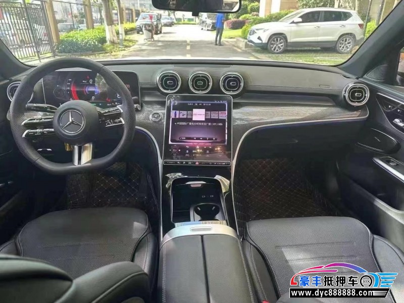 23年奔驰C轿车抵押车出售