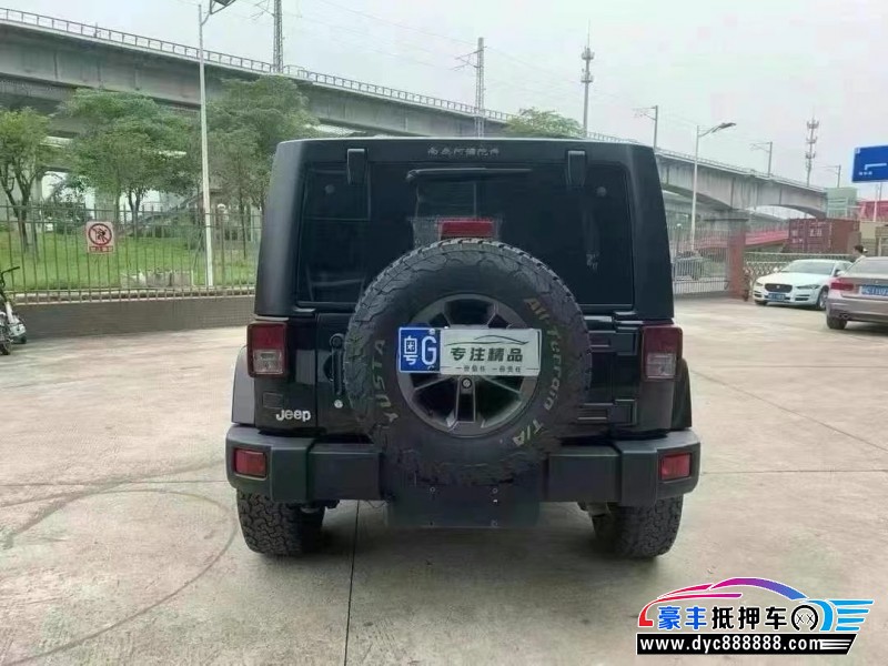 18年Jeep牧马人轿车抵押车出售