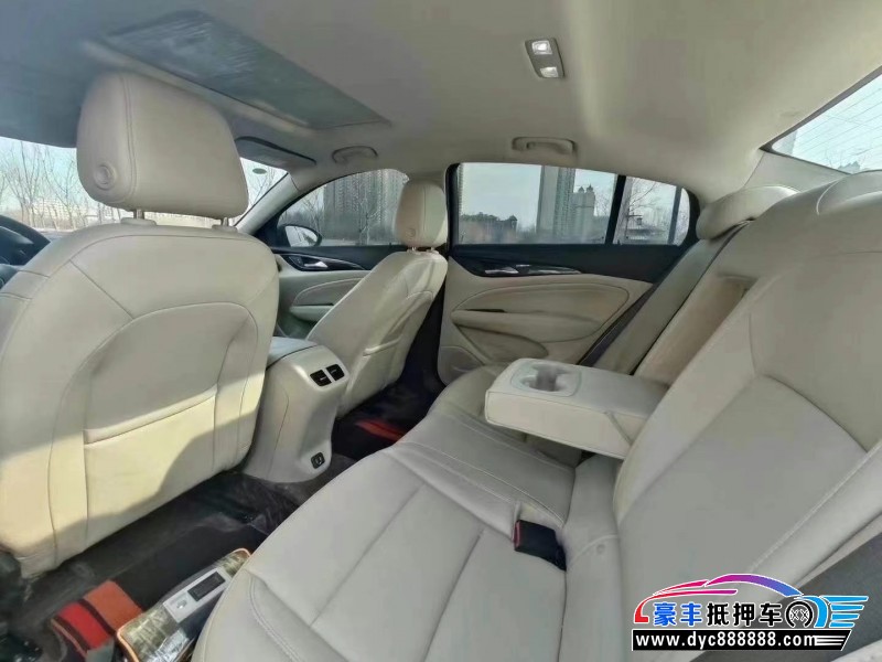 21年别克君威轿车抵押车出售