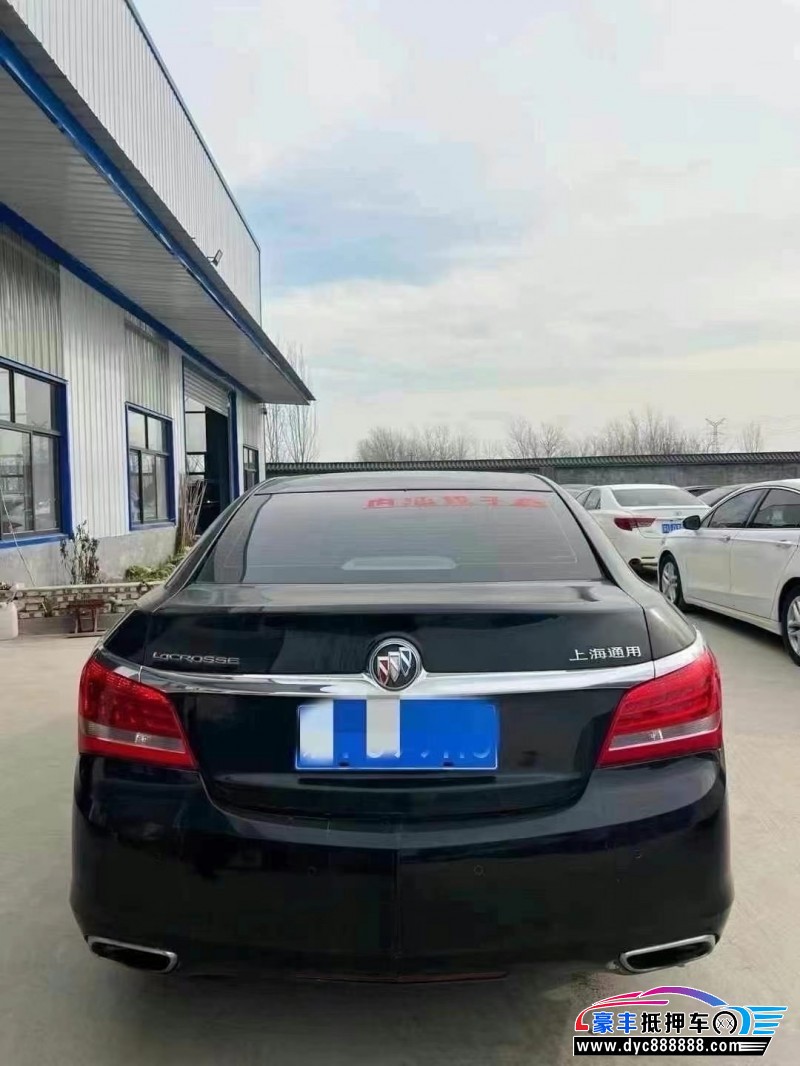 15年别克君越轿车抵押车出售