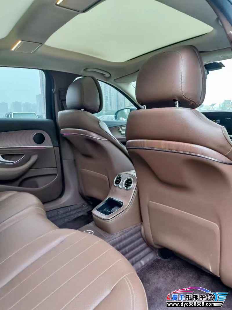 21年奔驰E轿车抵押车出售