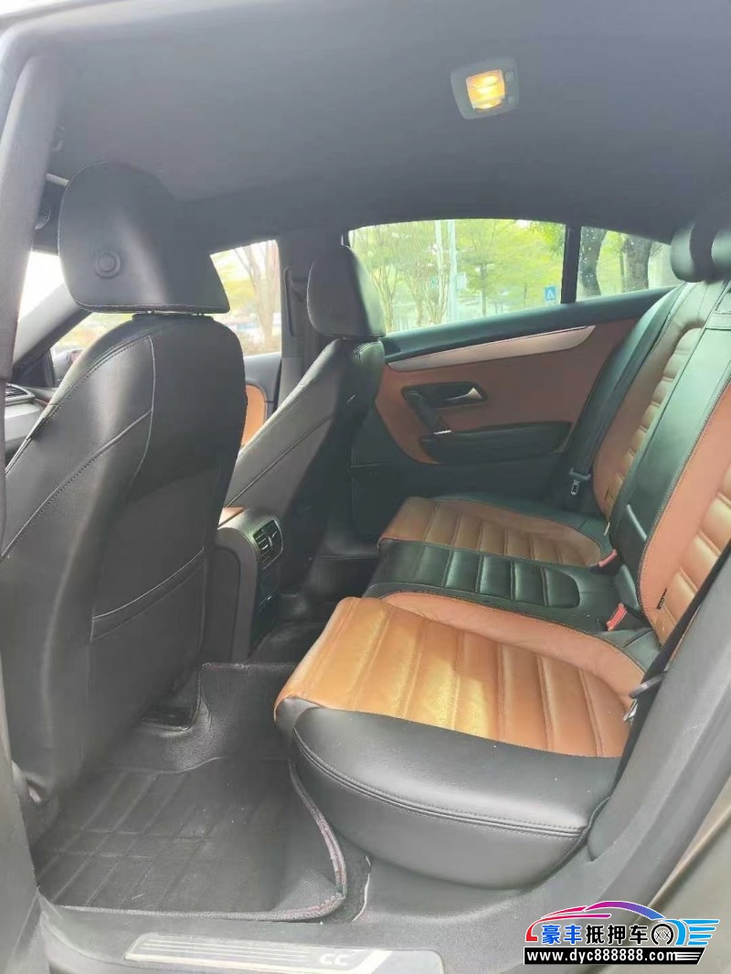 16年大众CC轿车抵押车出售