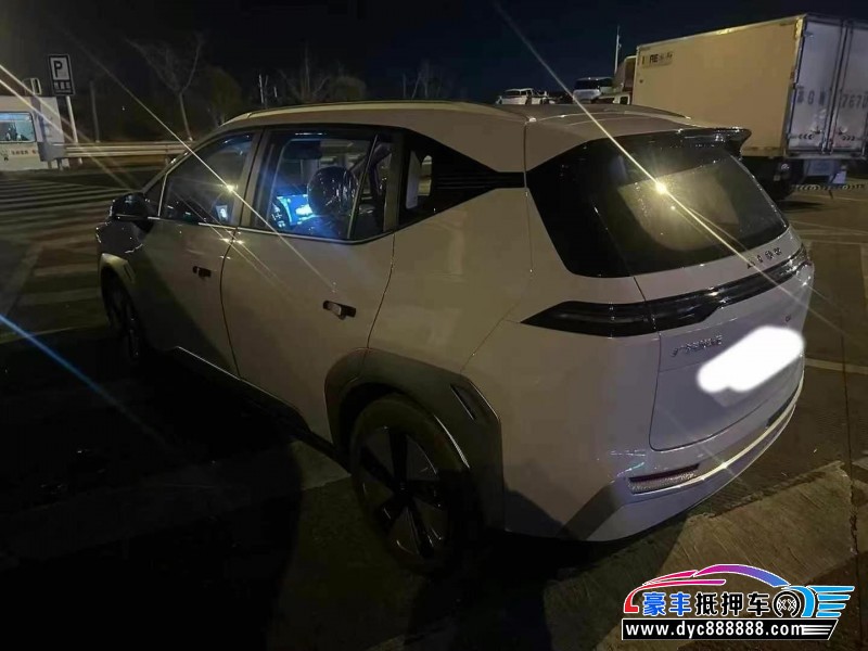 25年埃安Y70轿车抵押车出售