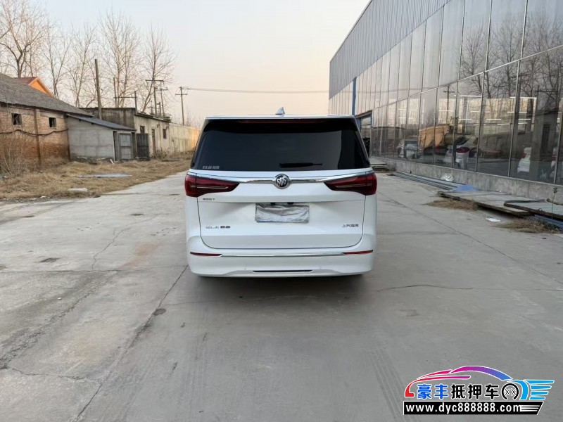 22年别克GL8轿车抵押车出售