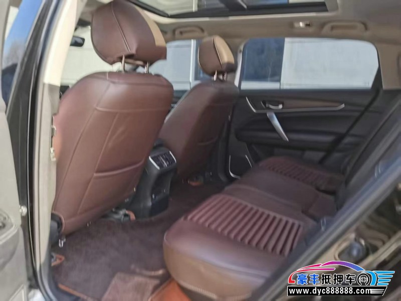 17年本田冠道轿车抵押车出售