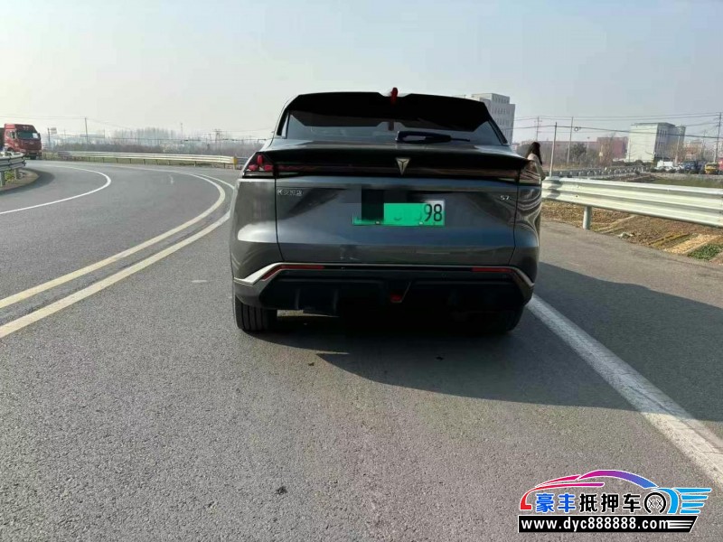 23年长安深蓝S7轿车抵押车出售