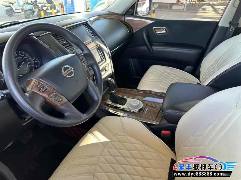 17年日产途乐轿车抵押车出售