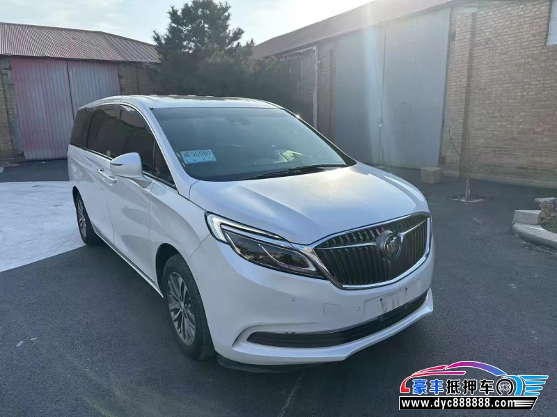 17年别克GL8轿车抵押车出售