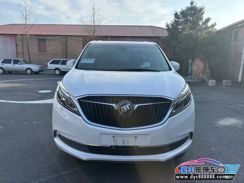 17年别克GL8轿车抵押车出售