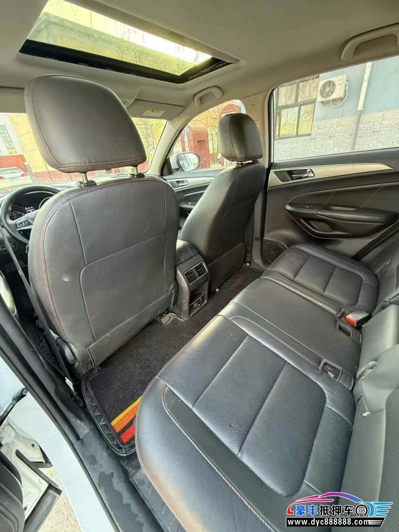 17年长安CS75轿车抵押车出售