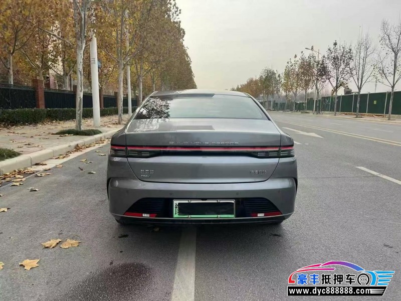 23年比亚迪秦轿车抵押车出售