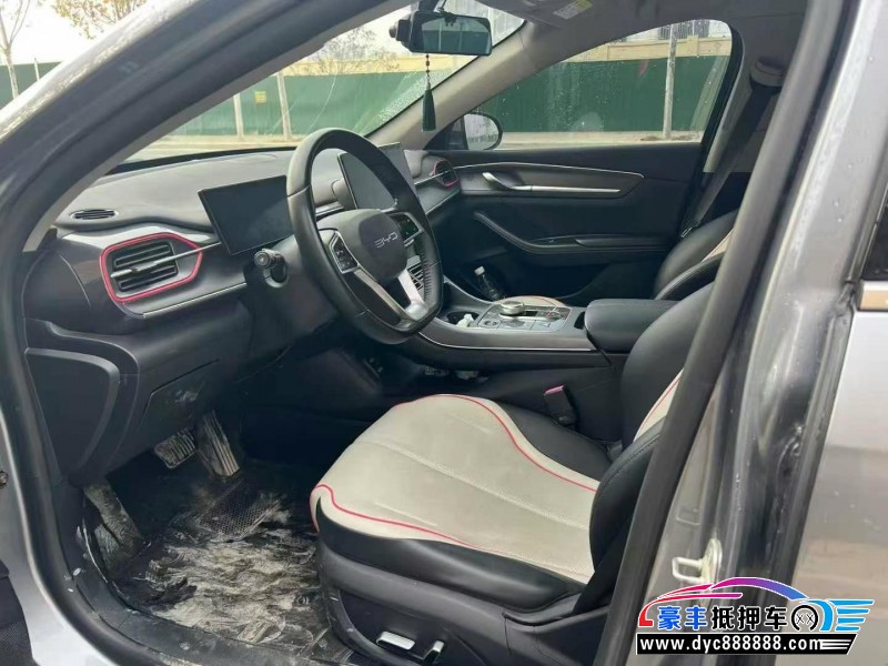 23年比亚迪秦轿车抵押车出售