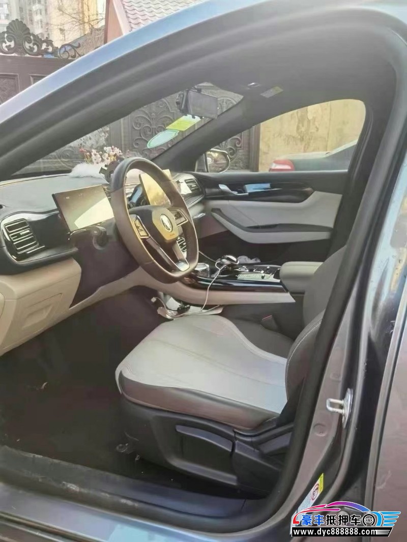 24年比亚迪秦轿车抵押车出售