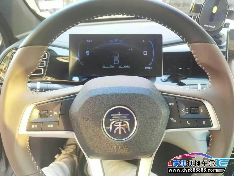 24年比亚迪秦轿车抵押车出售