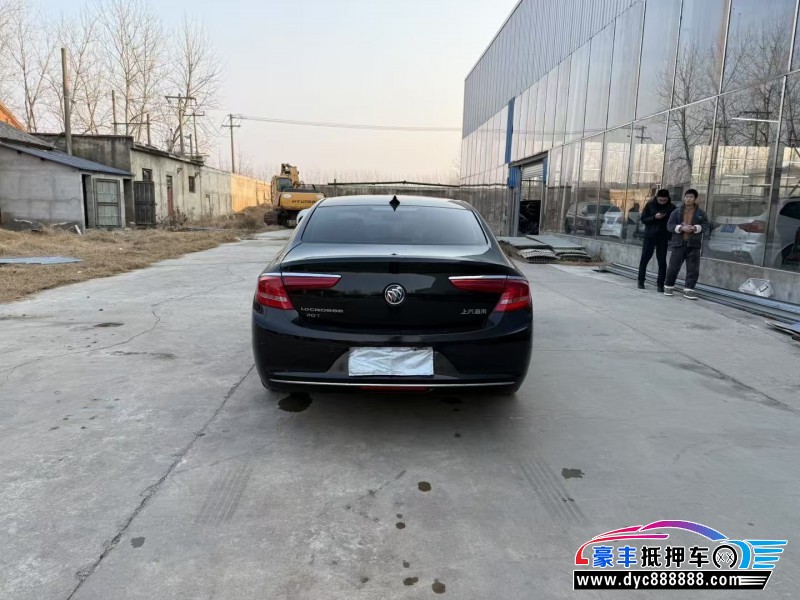 19年别克君越轿车抵押车出售