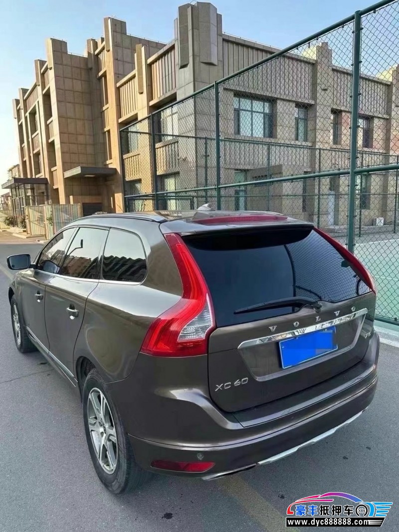 14年沃尔沃XC60轿车抵押车出售