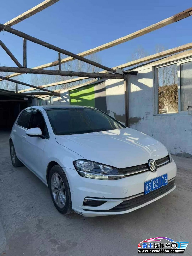 19年大众高尔夫轿车抵押车出售