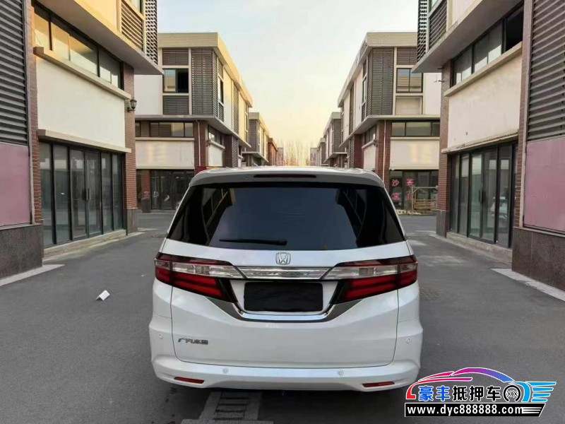 15年本田奥德赛轿车抵押车出售