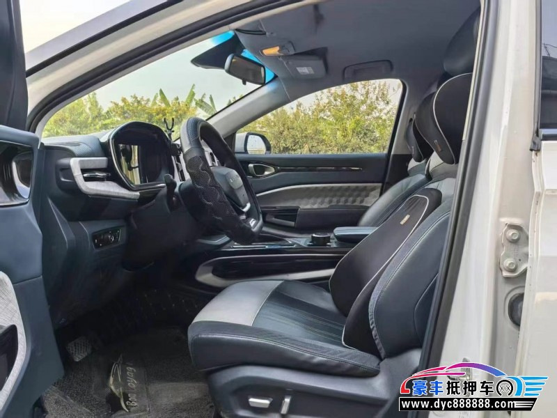 20年宝骏宝骏RM5轿车抵押车出售