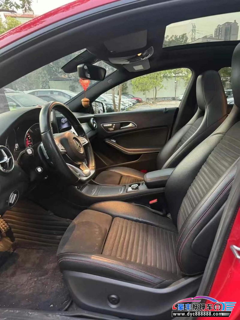 18年奔驰CLA轿车抵押车出售