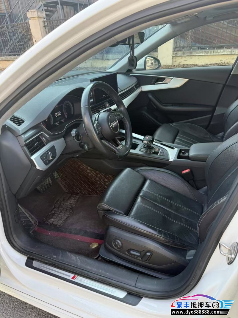 20年奥迪A4L轿车抵押车出售