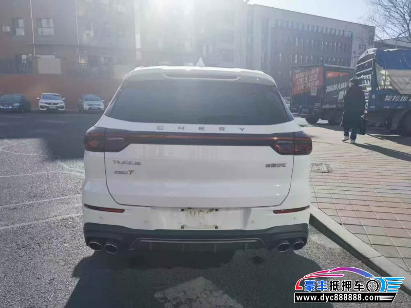 22年奇瑞瑞虎8轿车抵押车出售