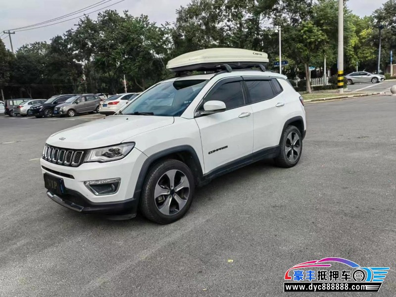 17年Jeep指南者轿车抵押车出售