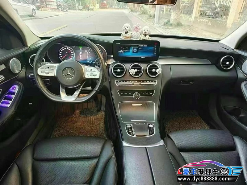 21年奔驰C轿车抵押车出售