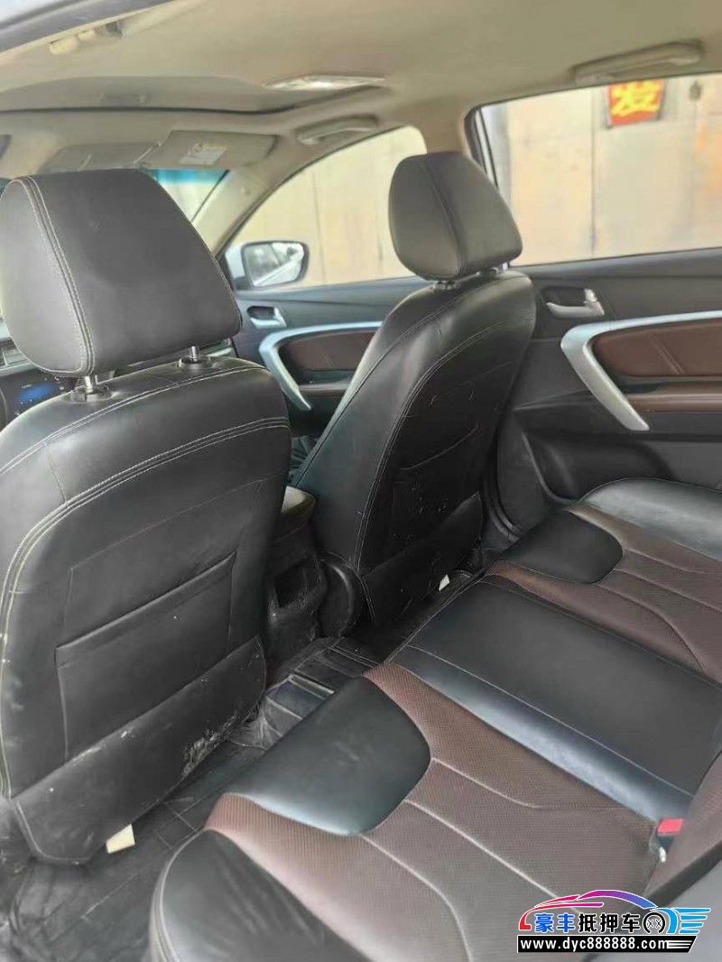 16年吉利帝豪轿车抵押车出售