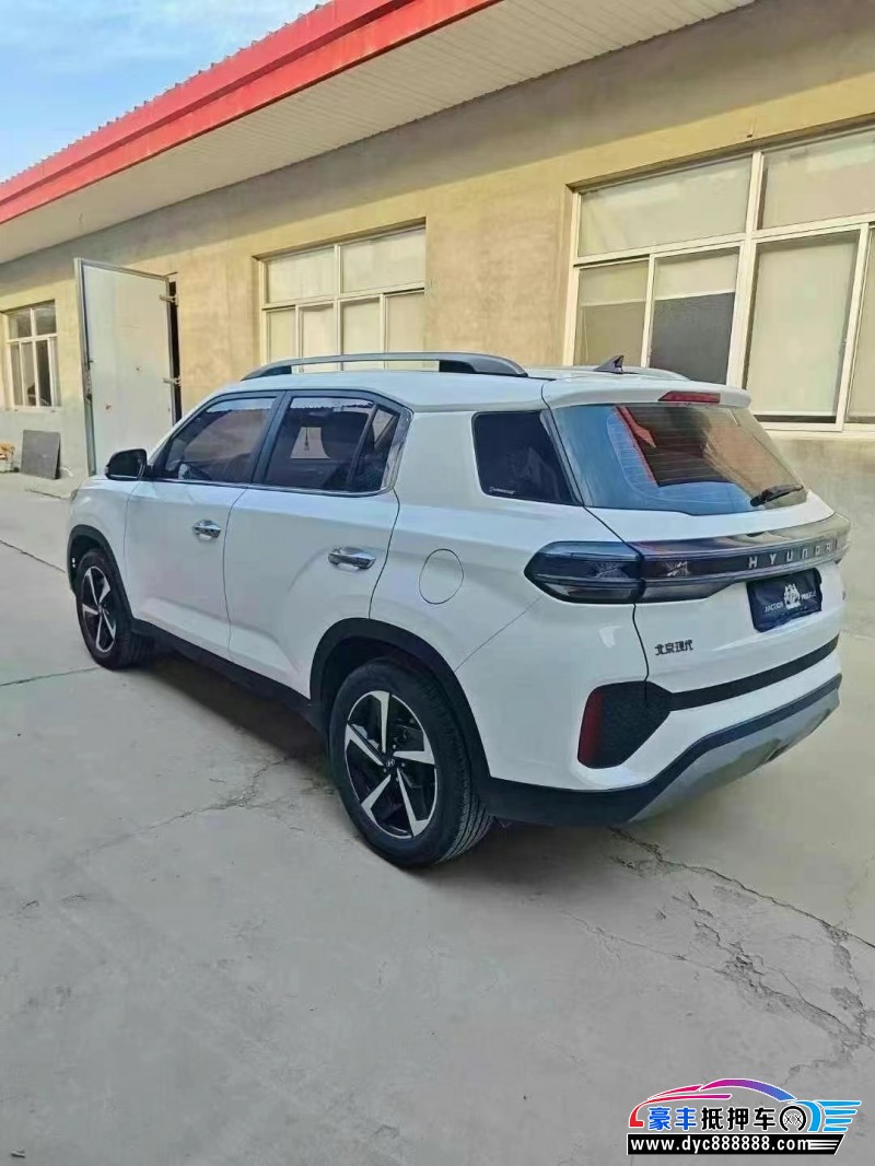 22年现代ix35轿车抵押车出售