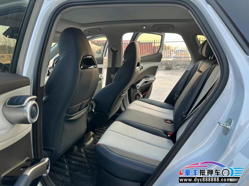 23年比亚迪元轿车抵押车出售