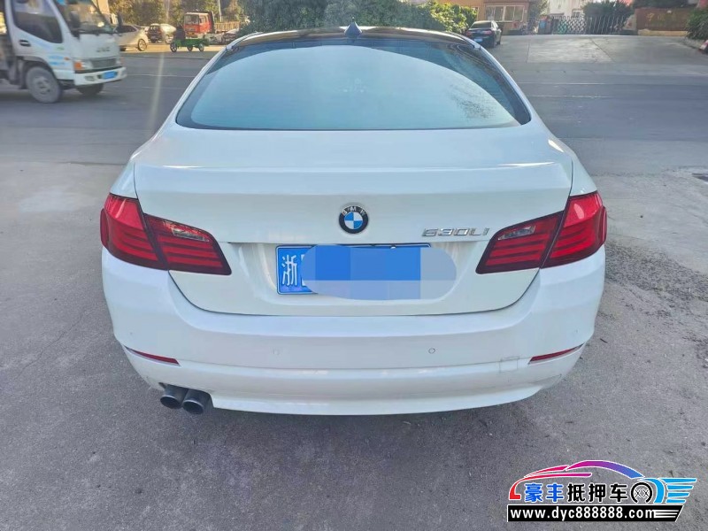 13年宝马5系轿车抵押车出售