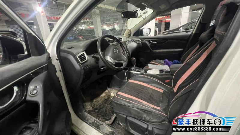 19年日产逍客轿车抵押车出售