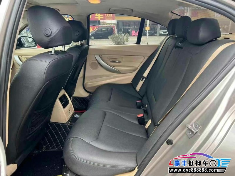 15年宝马3系轿车抵押车出售