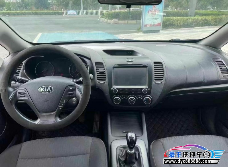 14年起亚K3轿车抵押车出售