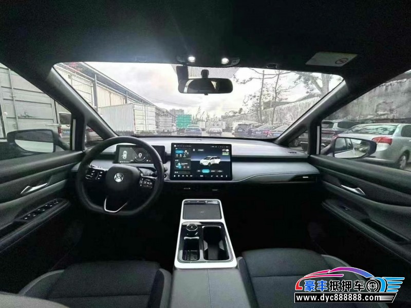 22年合创z03轿车抵押车出售