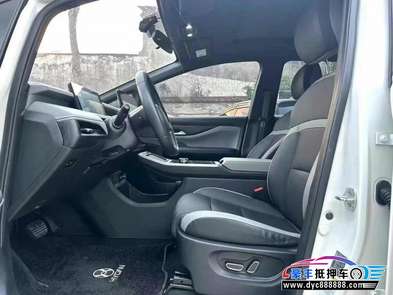 22年合创z03轿车抵押车出售