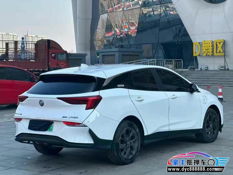 22年别克微蓝轿车抵押车出售