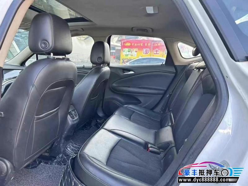 16年别克威朗轿车抵押车出售