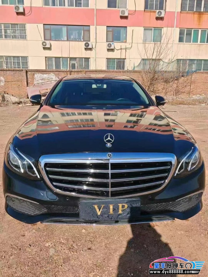 19年奔驰E轿车抵押车出售