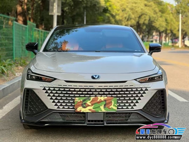 23年长安长安UNI轿车抵押车出售