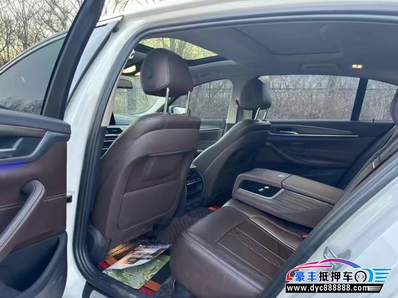 19年宝马5系轿车抵押车出售